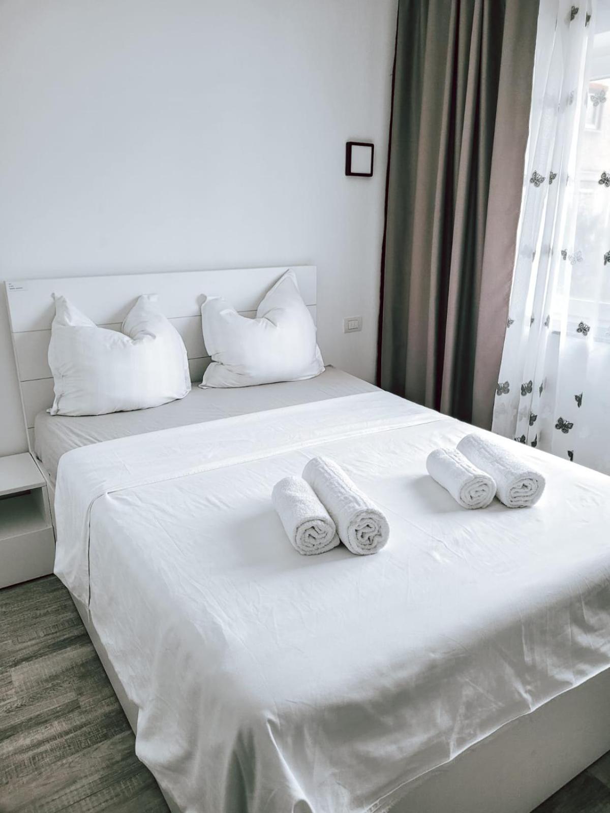 Cosy Apartment Făgăraş Esterno foto